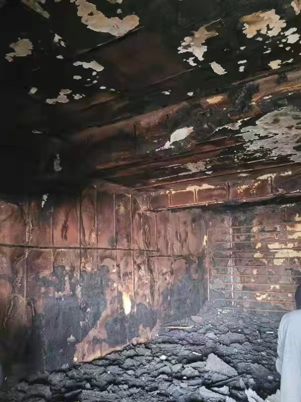 1650502675107595.jpg 89418b52b64cd1a7393748ae54eac13.jpg